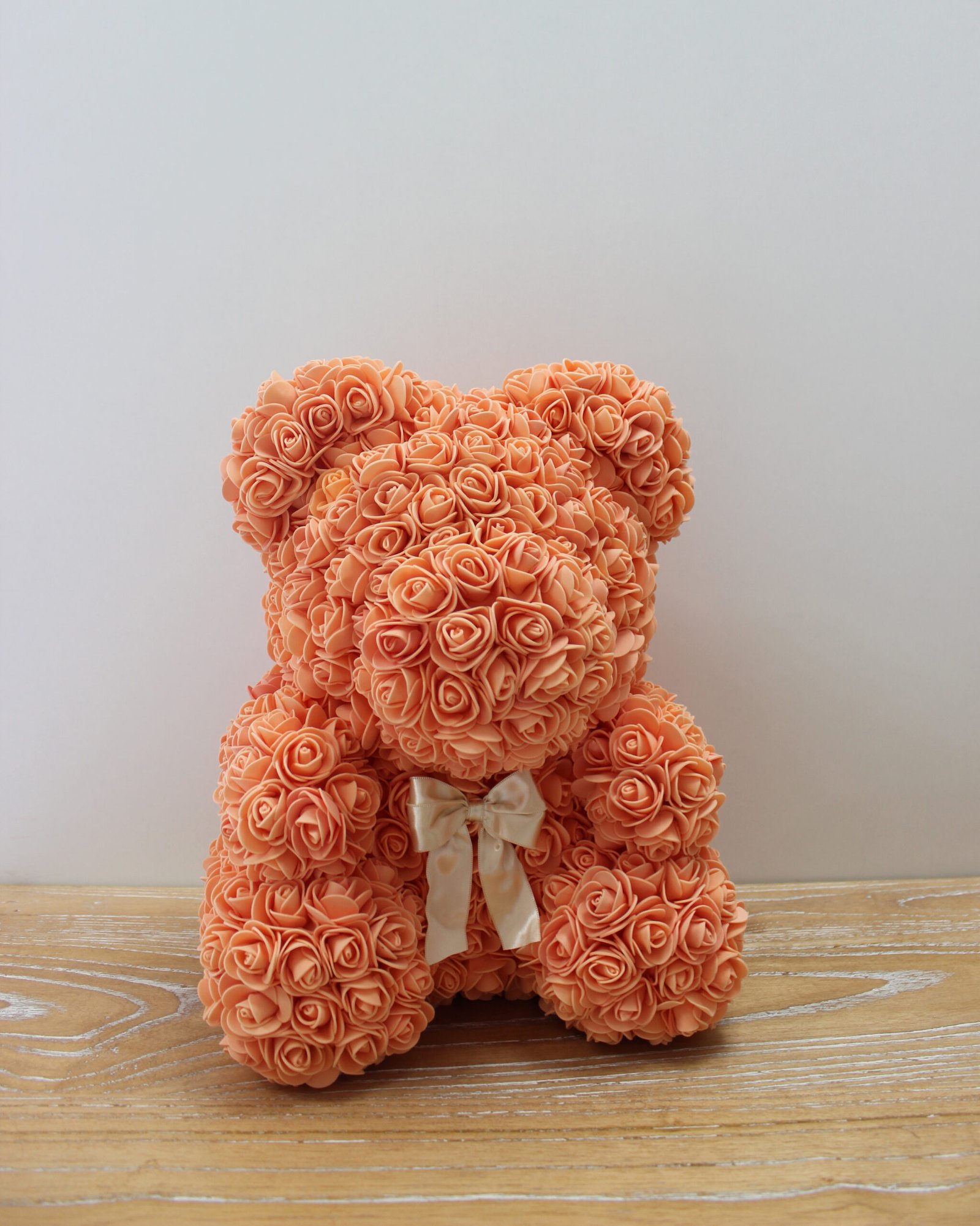 Rose Teddy Bear – Αρκουδάκι από Μπεζ Τριαντάφυλλα