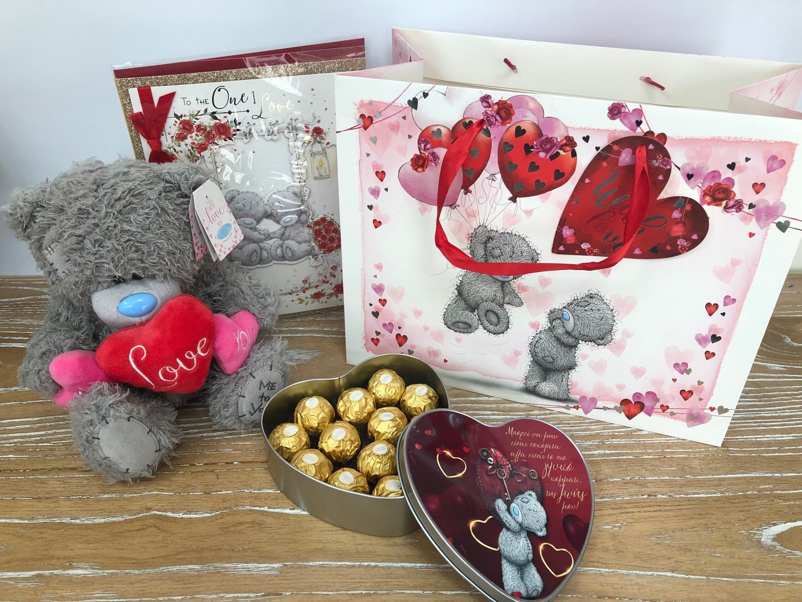 Metal Heart Chocolate Gift Box - Image 3