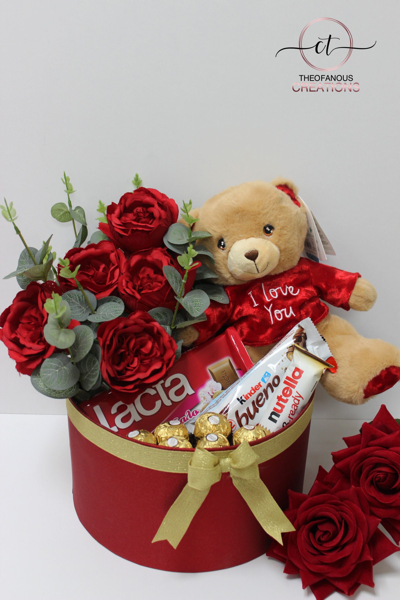 Romantic Teddy, Roses & Chocolate Gift Box