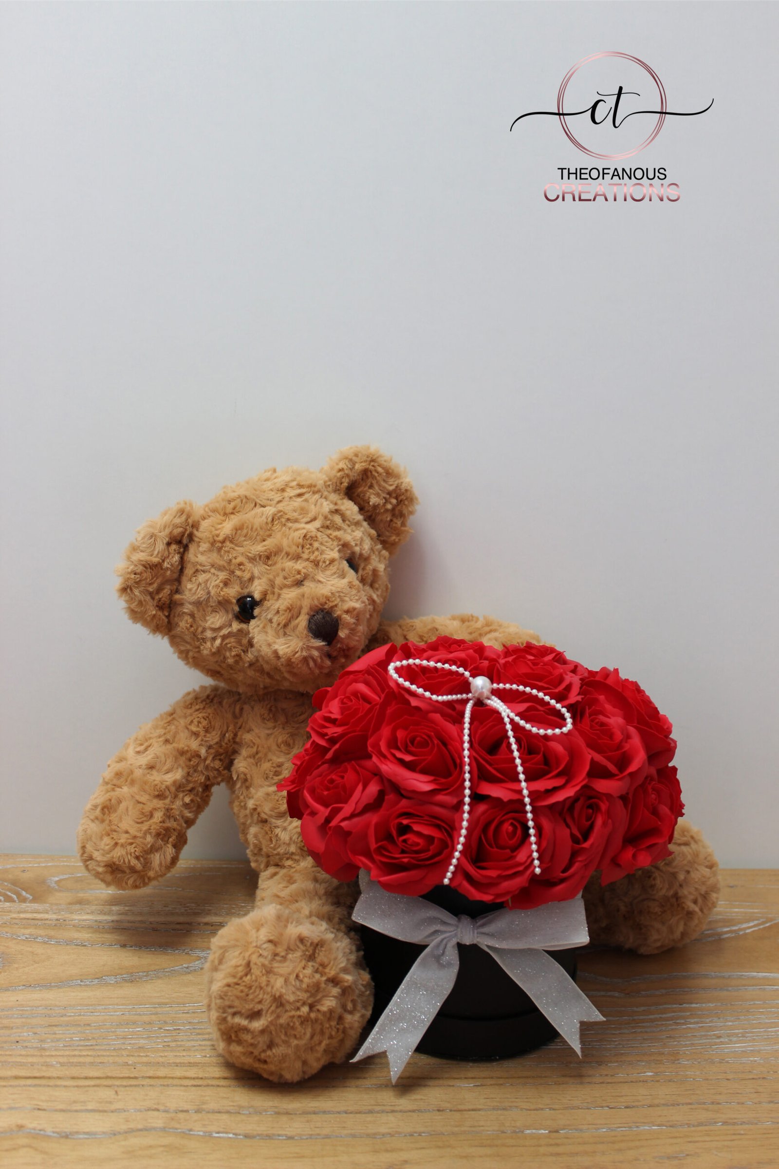 Romantic Teddy & Roses