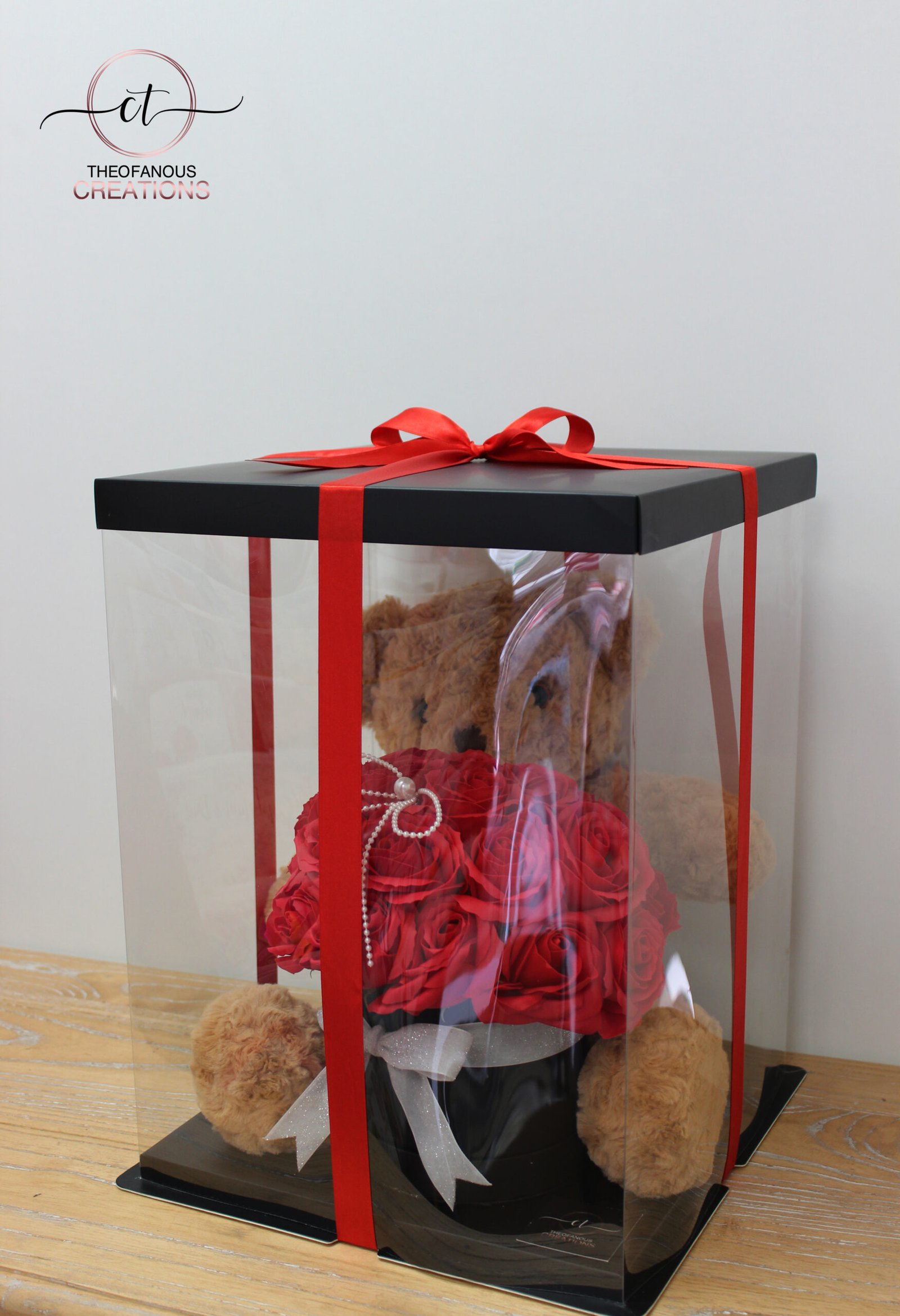 Romantic Teddy & Roses - Image 2