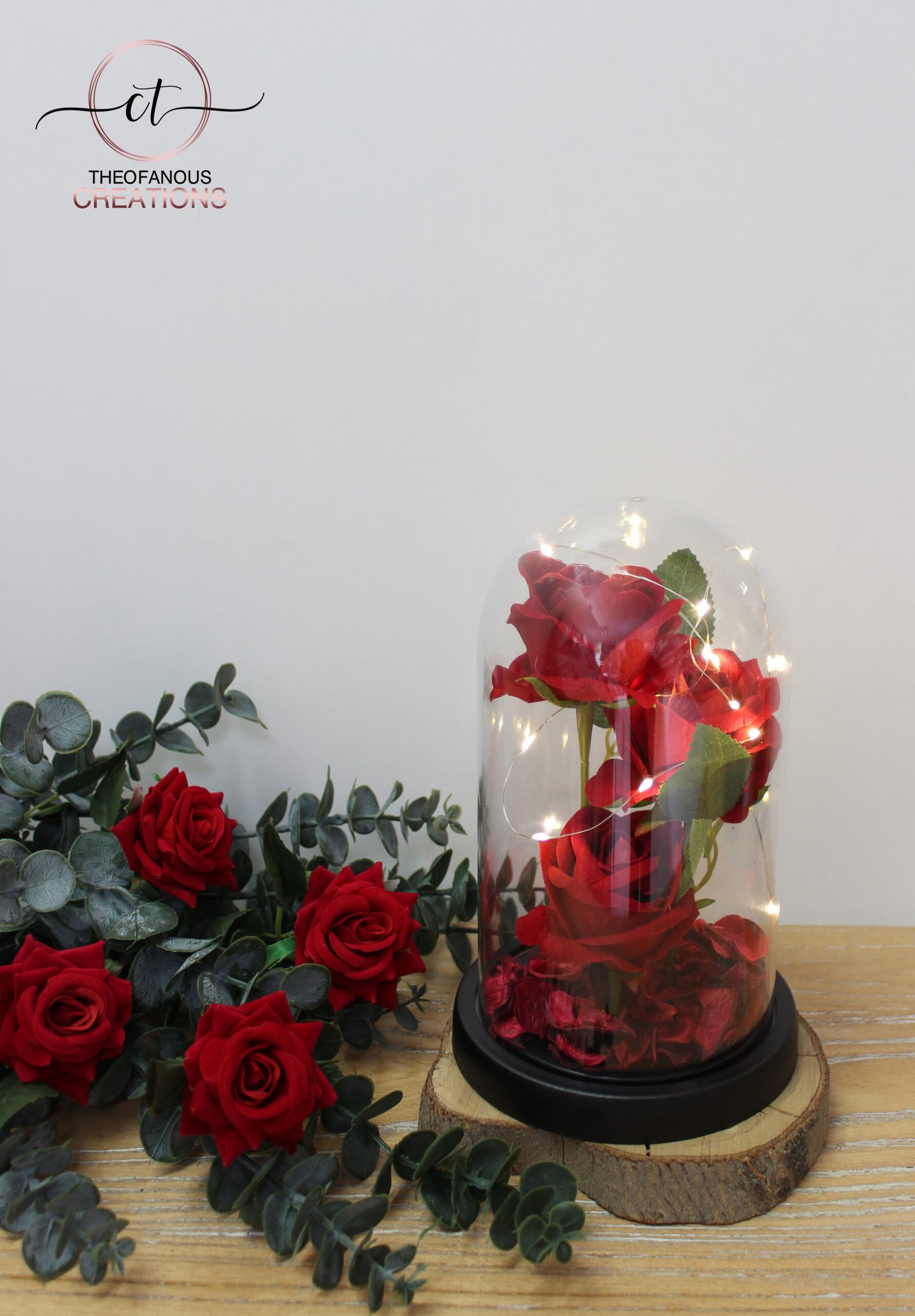 Μαγεμένο Κόκκινο Τριαντάφυλλο σε Γυάλα