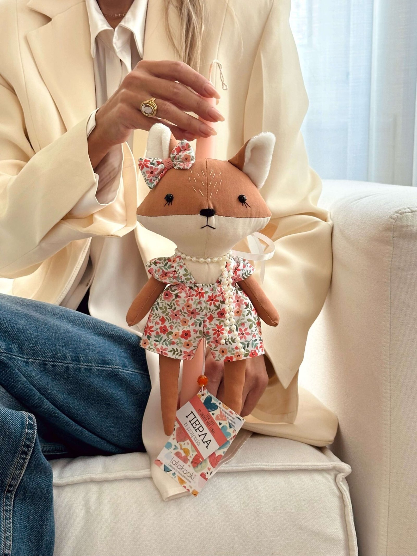 Πασχαλινή λαμπάδα Lala Doll Πέρλα η μοιραία