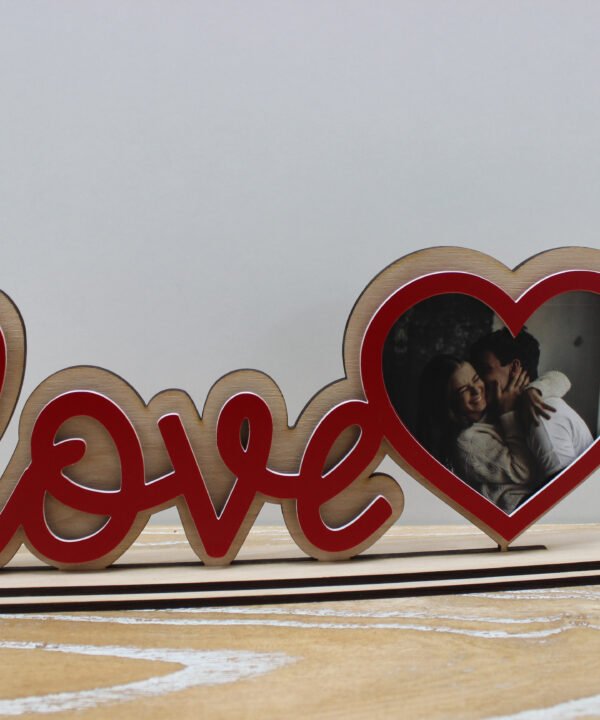 Ξύλινη Κορνίζα “Love” με Καρδιά & Φωτογραφία